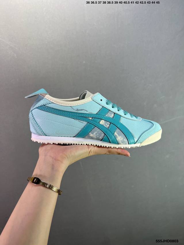 Asics men's and women's shoes, genuine half-size versions, made in Japan. Classi