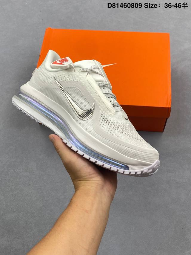 Nike Pegasus Premium running shoes (DDD) use a new cushioning material for a fir