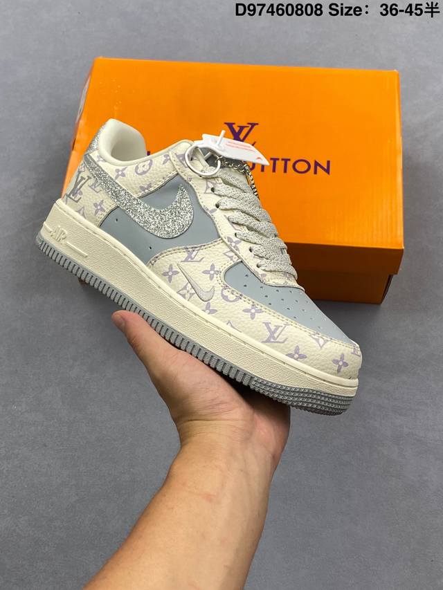 Nike Air Force 1'07 Lv8 Original last and cardboard create a pure low-top Air Fo