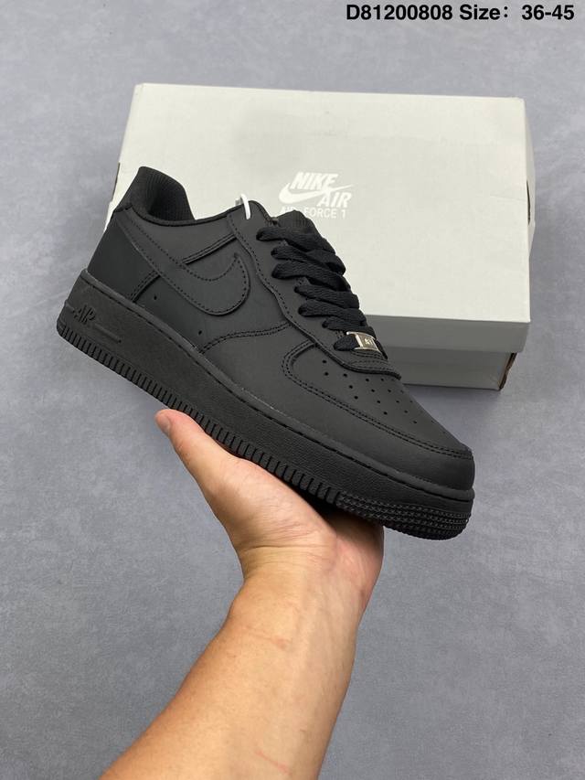Authentic Nike Air Force 7 low-top versatile casual sneakers. Soft, springy cush