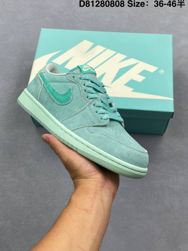 First layer with half size Air Jordan 1 Low Og Washed Team Low-top Washed Green