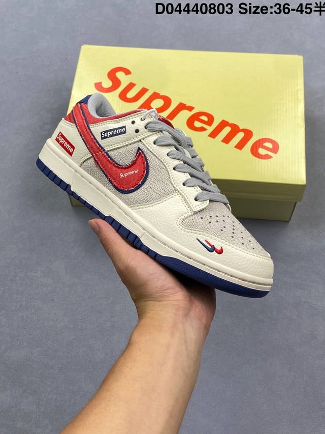Nike SB Dunk Low Dunk series retro low-top casual skateboarding shoes. Featurin