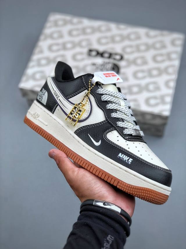 P version Nike Air Force 1'07 co-branded model, original last and cardboard for