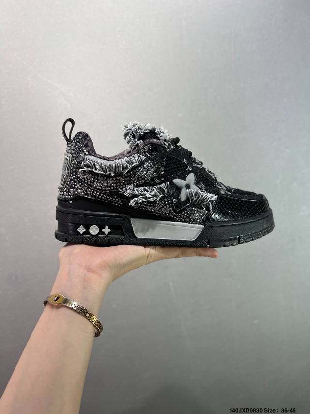 Louis Vuitton LV Louis Vuitton sneakers New LV Trainer sneakers in the latest co