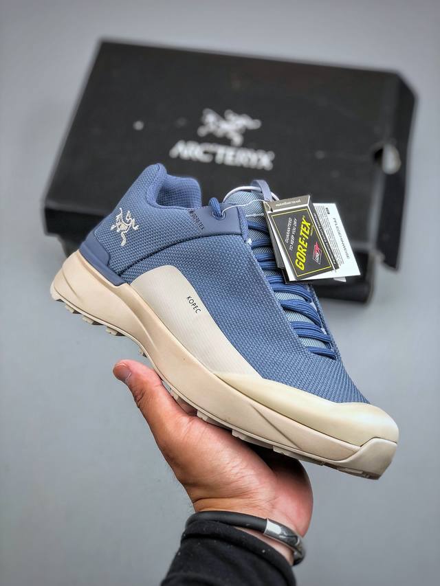 L The Arc'teryx breathable men's trail running shoes, available in a Guangdong g