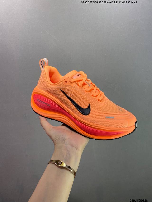 Corporate-level Nike Vomero Plus Nike comfortable shock-absorbing and non-slip