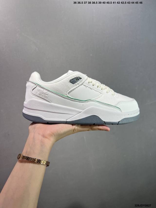 Air Jordan Flight Court Jordan low-top retro basketball shoes The design is simp