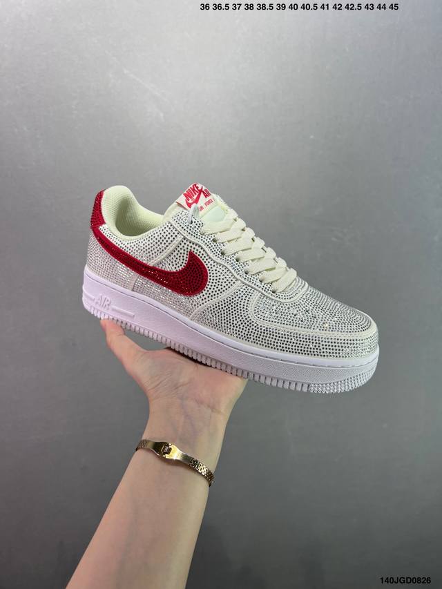 Authentic Nike Air Force 7 low-top versatile casual sneakers. Soft, springy cush