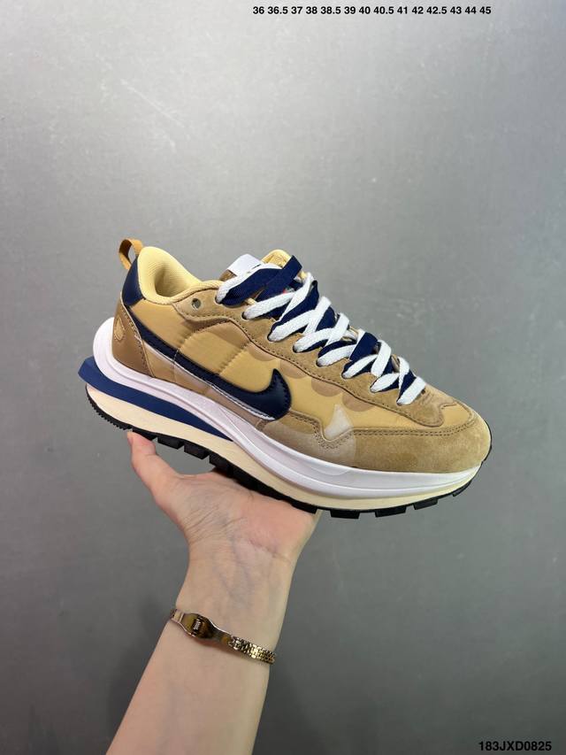 Corporate-level Sacai x NK Vaporwaffle collaboration Waffle 3.0 Nike trendy cas