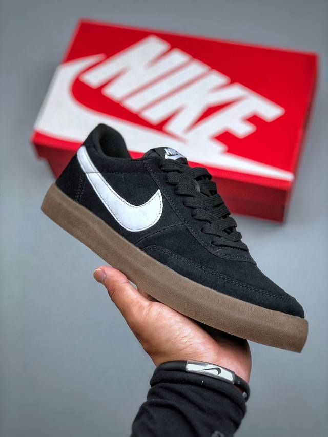 Nike Killshot 2 Black and Brown This model features a simple and elegant design,