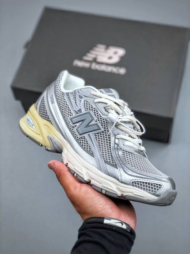 New Balance Mr740 Nb New Balance series retro dad-style casual running shoes. Ma