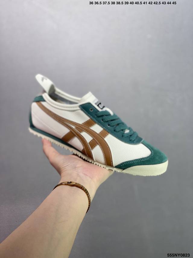 Asics men's and women's shoes, genuine half-size versions, made in Japan. Classi
