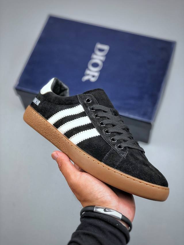 Z Dior's new lightweight casual running sneakers. Guangdong quality, original se
