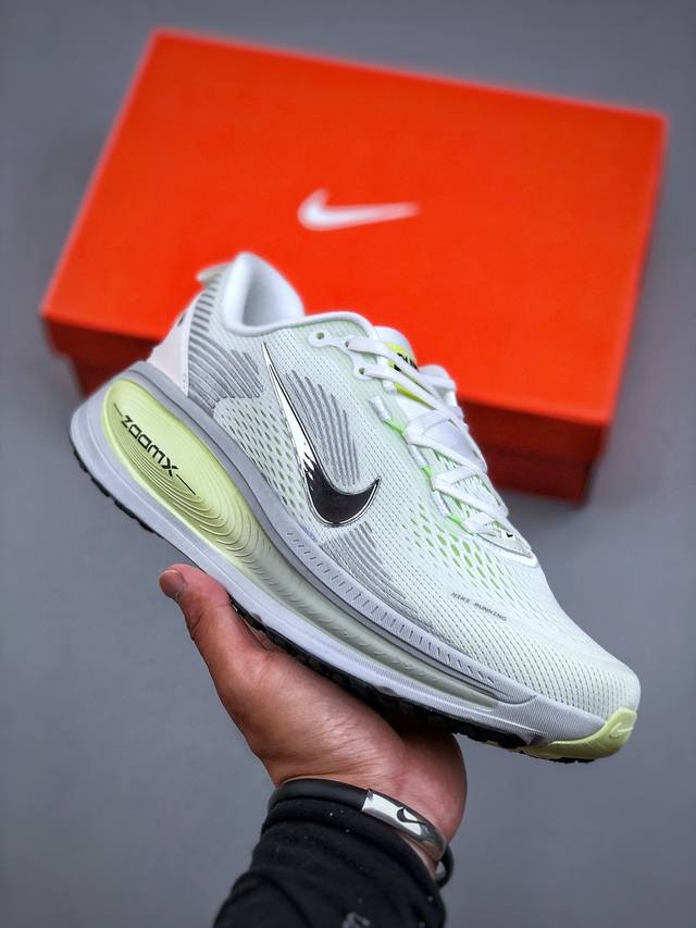 J version of the Nike Vomero 18, a comfortable, cushioned, and slip-resistant lo