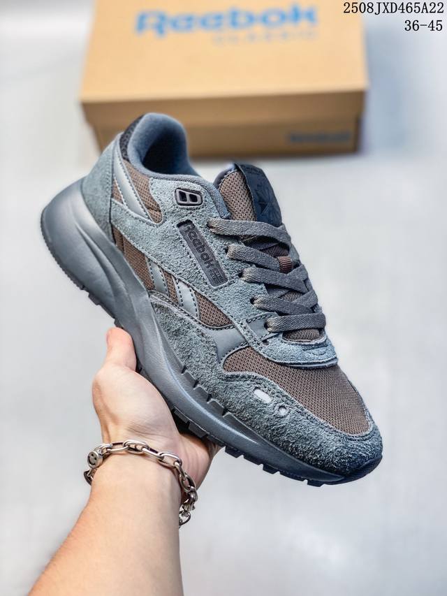 New Reebok Lx 2200, a trendy American retro casual lightweight running shoe. Th