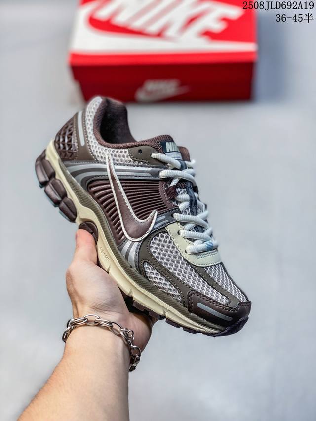 Corporate-grade Nike Summer Zoom Vomero 5 sneakers for casual training and runn