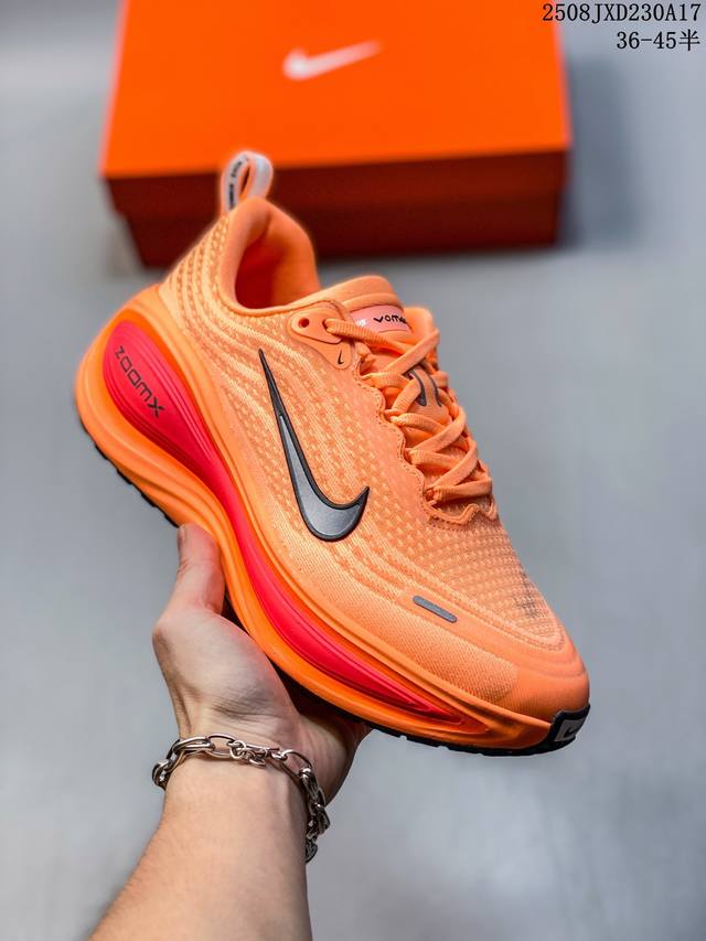 Corporate-level Nike Vomero Plus Nike comfortable shock-absorbing and non-slip