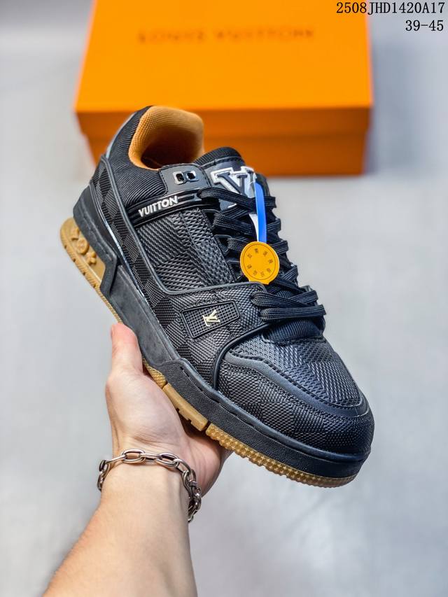 Louis Vuitton is made in Guangdong, with a leather upper, a full lambskin lining