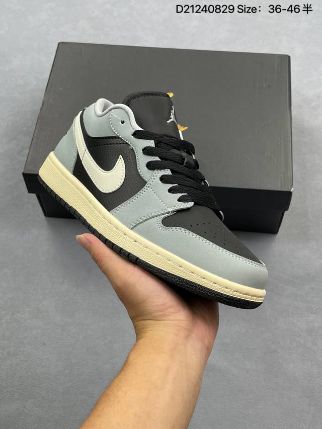 Authentic label with half-size Air Jordan 1 Low Sail, low-top sail white and gra