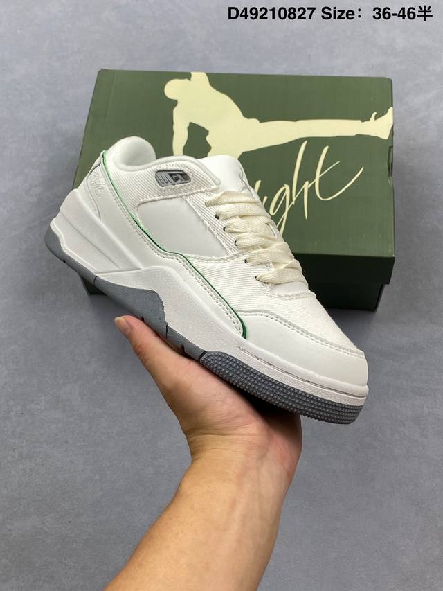 Air Jordan Flight Court Jordan low-top retro basketball shoes have a simple desi