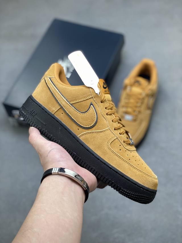 Nike Air Force 1 Low Military Yellow Original last and original cardboard create