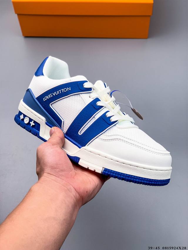 Louis Vuitton LV Louis Vuitton sneakers are a favorite among celebrities. Their