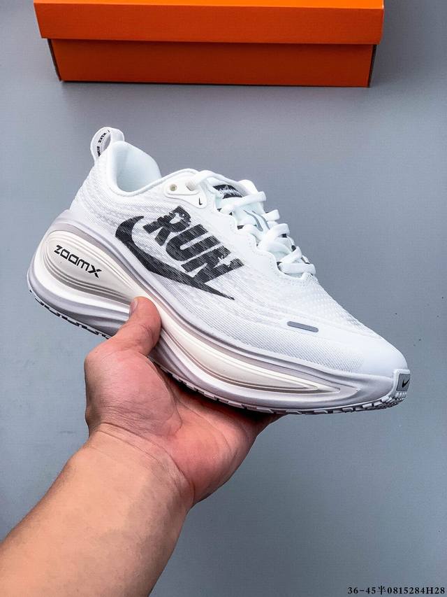 Nike Vomero 18 Plus comfortable, shock-absorbing, and slip-resistant low-top run