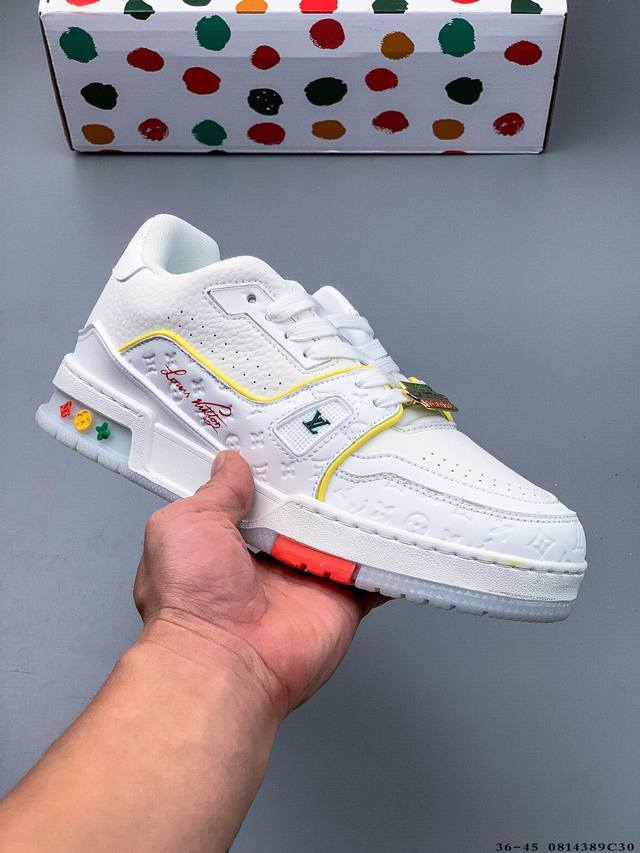 Louis Vuitton LV Louis Vuitton sneakers are a favorite among celebrities. Their