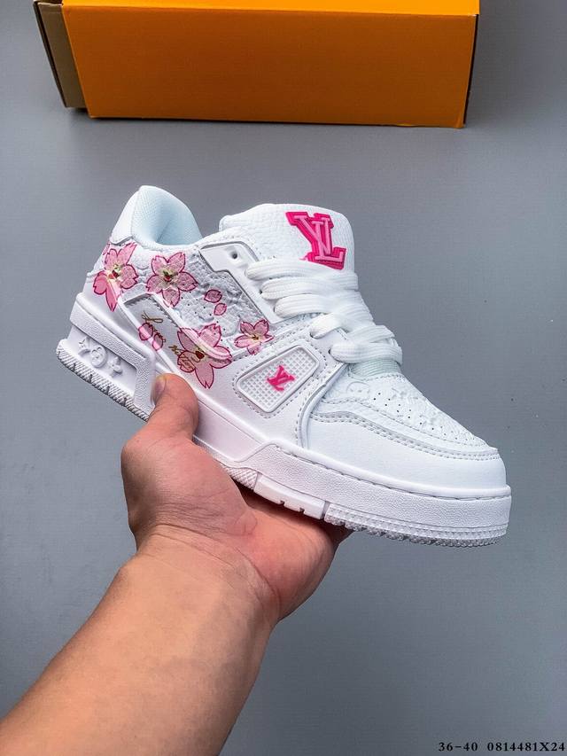Louis Vuitton LV Louis Vuitton sneakers are a favorite among celebrities, with t