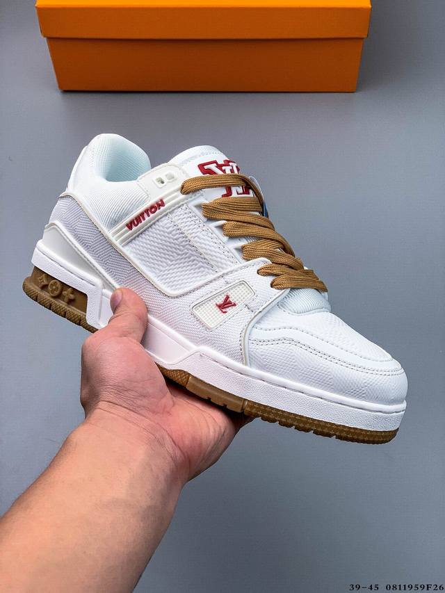 Louis Vuitton LV Louis Vuitton sneakers are a favorite among celebrities. Their