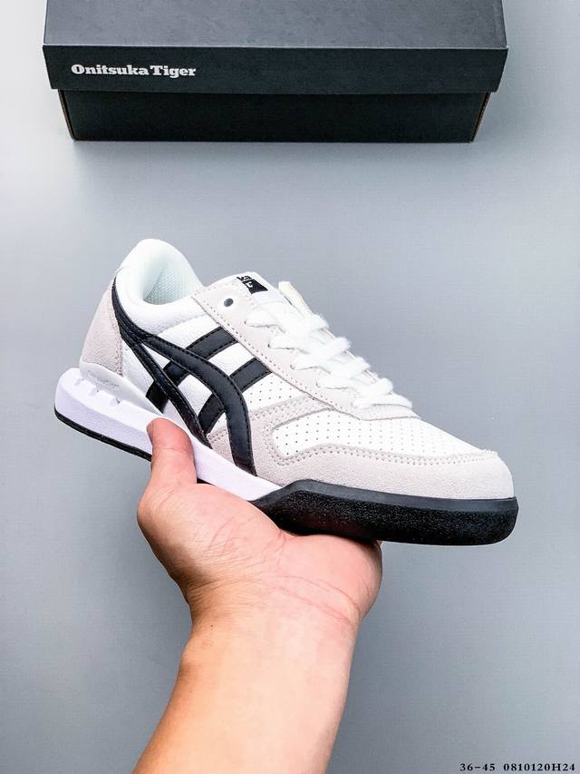 The Asics Onitsuka Tiger Ultimate 81 Ex 40th Anniversary Edition features an up