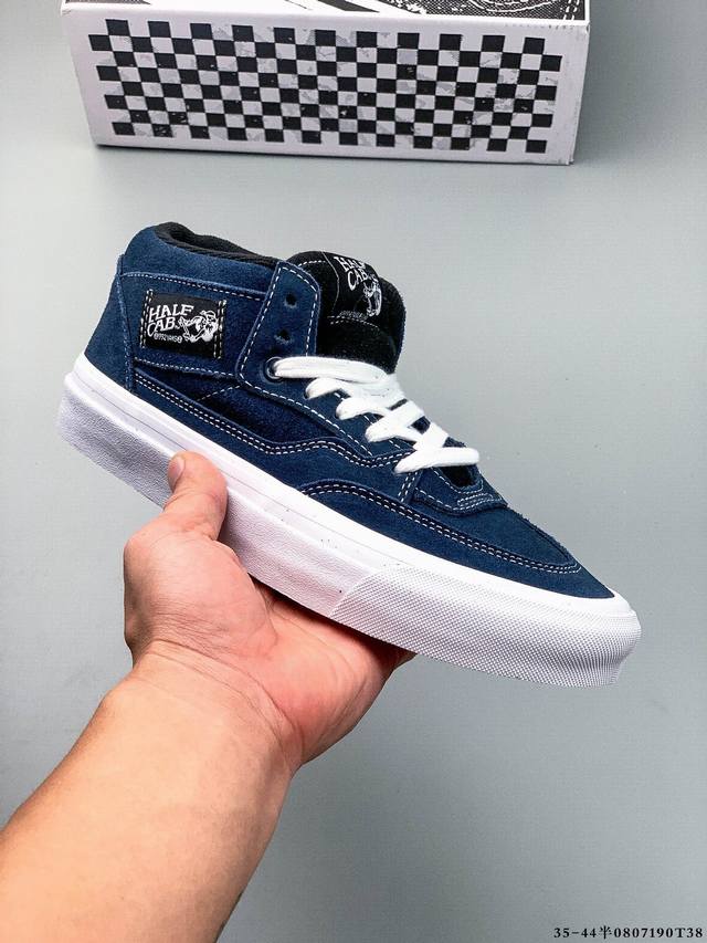 Company Level! Vans Half Cap professional signature skateboard shoe! Vans' Half