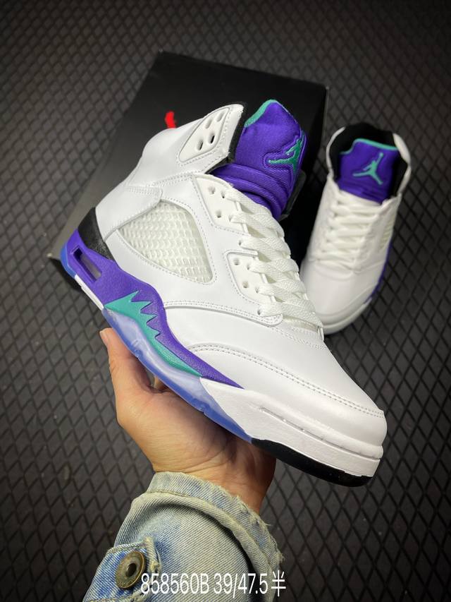 B Air Jordan 5 Retro Grape Aj5 (White Grape Hq7979-100 #) The upper features whi
