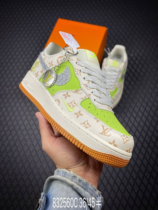 C Corporate-grade Nike Air Force 1'07 Original last and cardboard create a pure