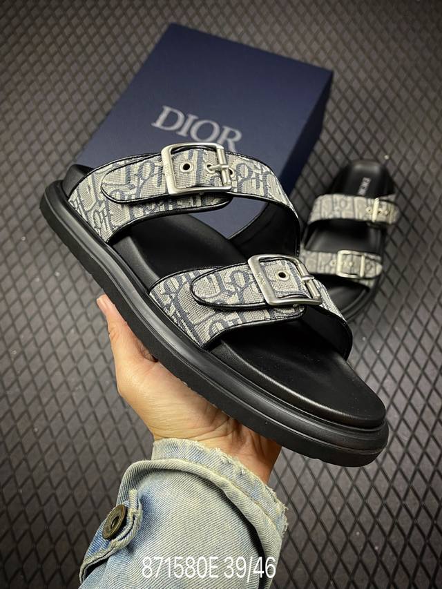 Dior's latest Dioriviera Dway round-toe slip-on platform sandals. Originally pur