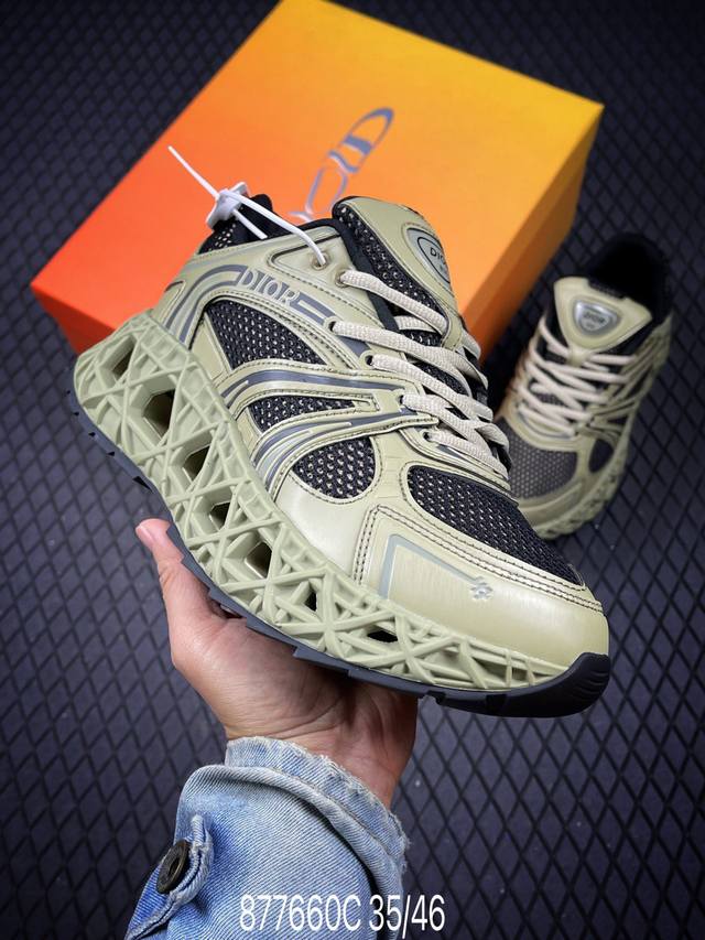C The original Dior B35 round-toe lace-up low-top lifestyle shoe. Crafted from l