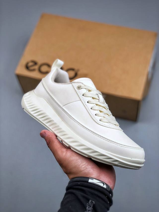 X Ecco's new popular model on Xiaohongshu, a versatile casual style. Ecco casual