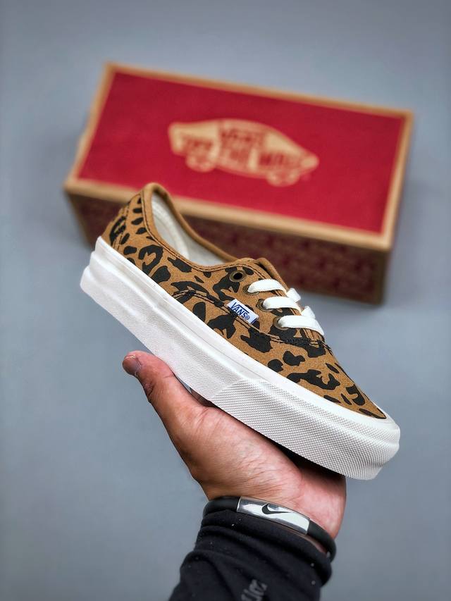 Vans Authentic 44Dx Leopard Anaheim Colorway Shipping! One of the timeless canv