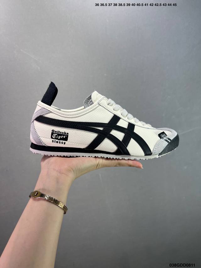 Company-level Asics men's and women's shoes, genuine half-size, made in Japan, a