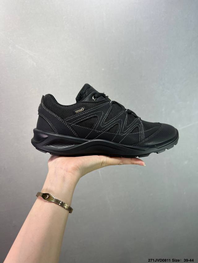 New Ecco Zero Weight Series casual shoes from Danish luxury brand, the same sty