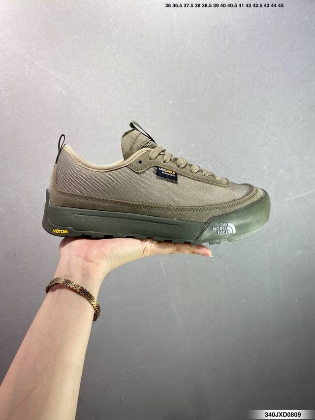 The North Face Glenclyffe The North Face The sole is made of Vibram gold outsole