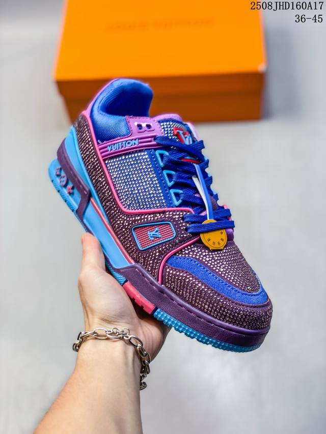 Louis Vuitton LV Louis Vuitton sneakers New LV Trainer sneakers in the latest co