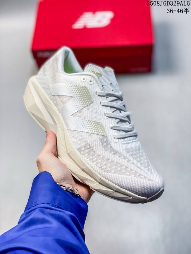 Authentic label with half size New Balance Nb New Balance Fuelcell lightweight r