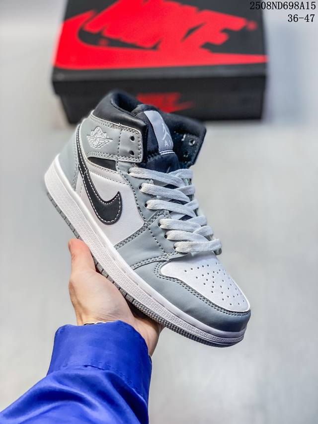 Authentic Nike women's sports sneakers Nike Air Jordan 1 Retro High Og Jordan Ge