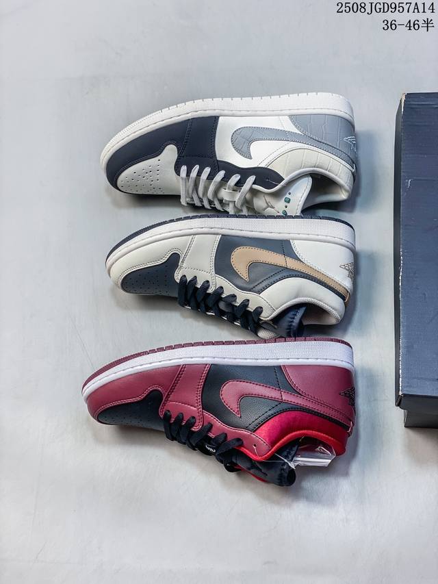 Top-grade, company-grade, authentic label with half-sizes! Jordan Air Jordan 1