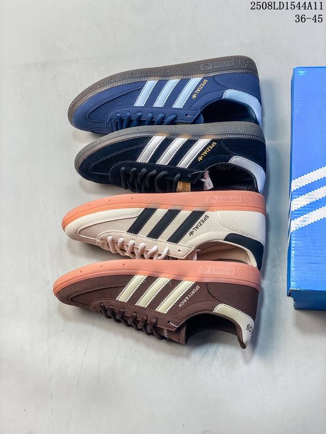 Authentic Adidas Handball Spezial, a classic retro casual sneaker from Adidas. M