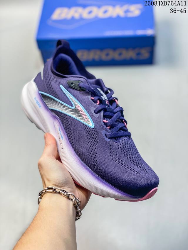 Jzd x Brooks Glycerin 22 comfortable, stylish, durable, and wrap-around low-top