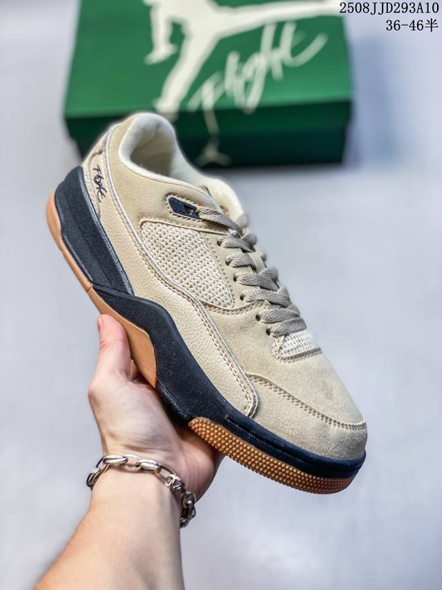 Nike Jordan Flight Court, a stylish, casual, non-slip, and durable low-top sneak