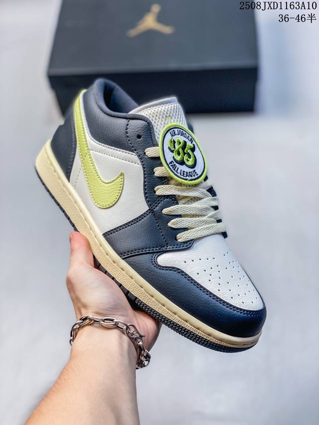 Jordan Air Jordan 1 Low "Laser Blue" cool and versatile low-top retro basketball