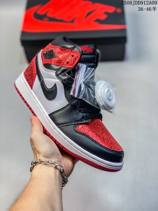 Authentic Nike women's sports sneakers Nike Air Jordan 1 Retro High Og Jordan Ge